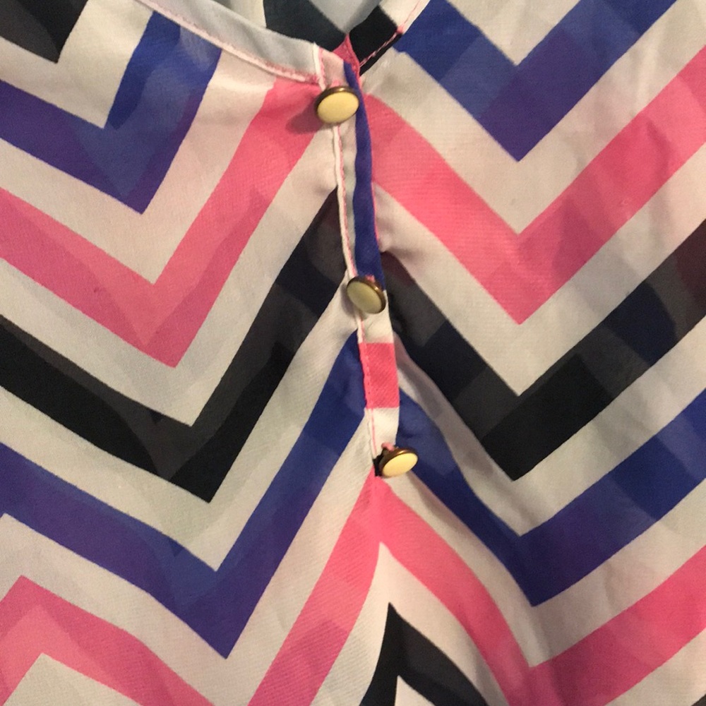 Blouse - Picture 2 of 3